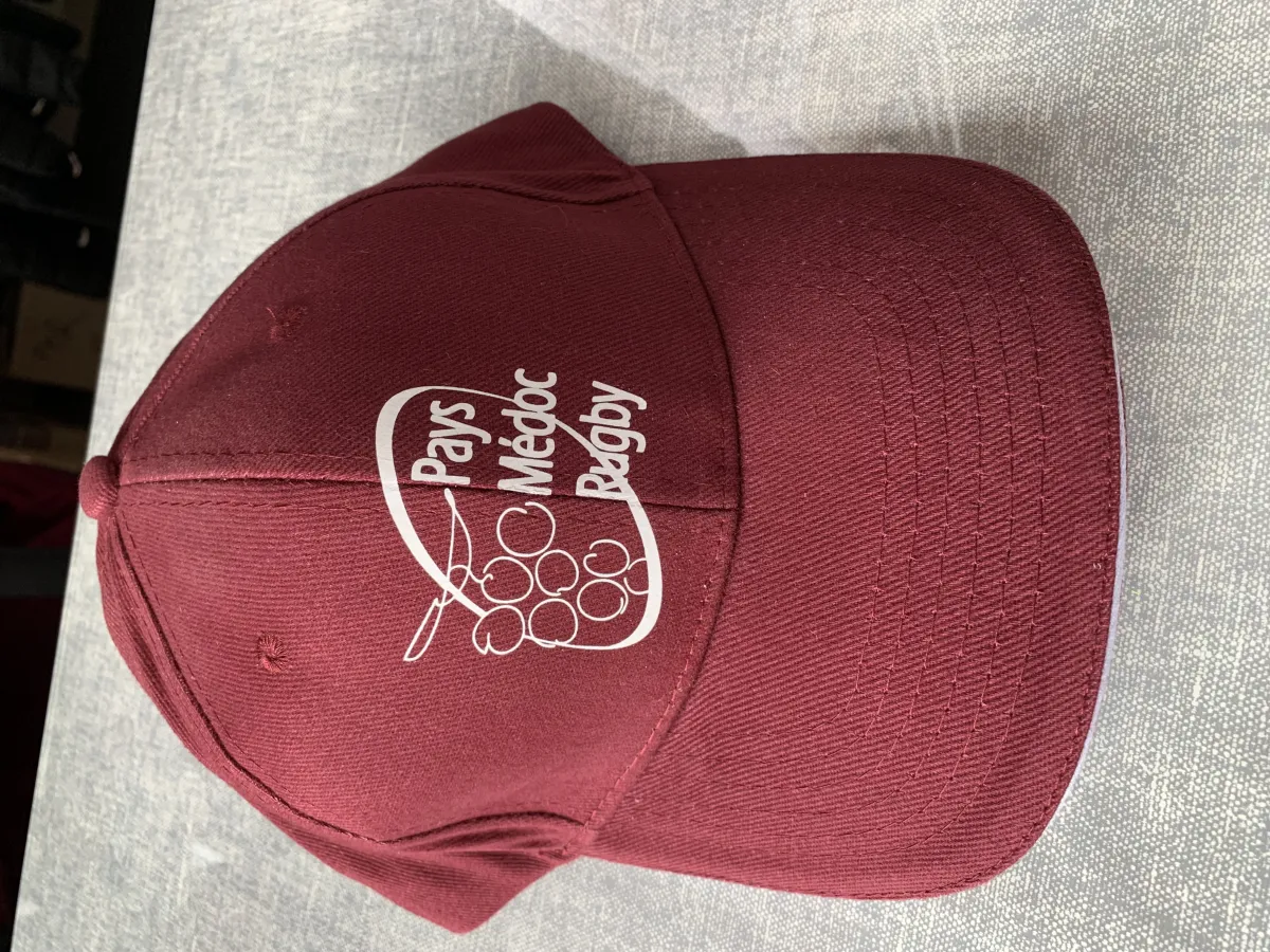 Casquette rouge